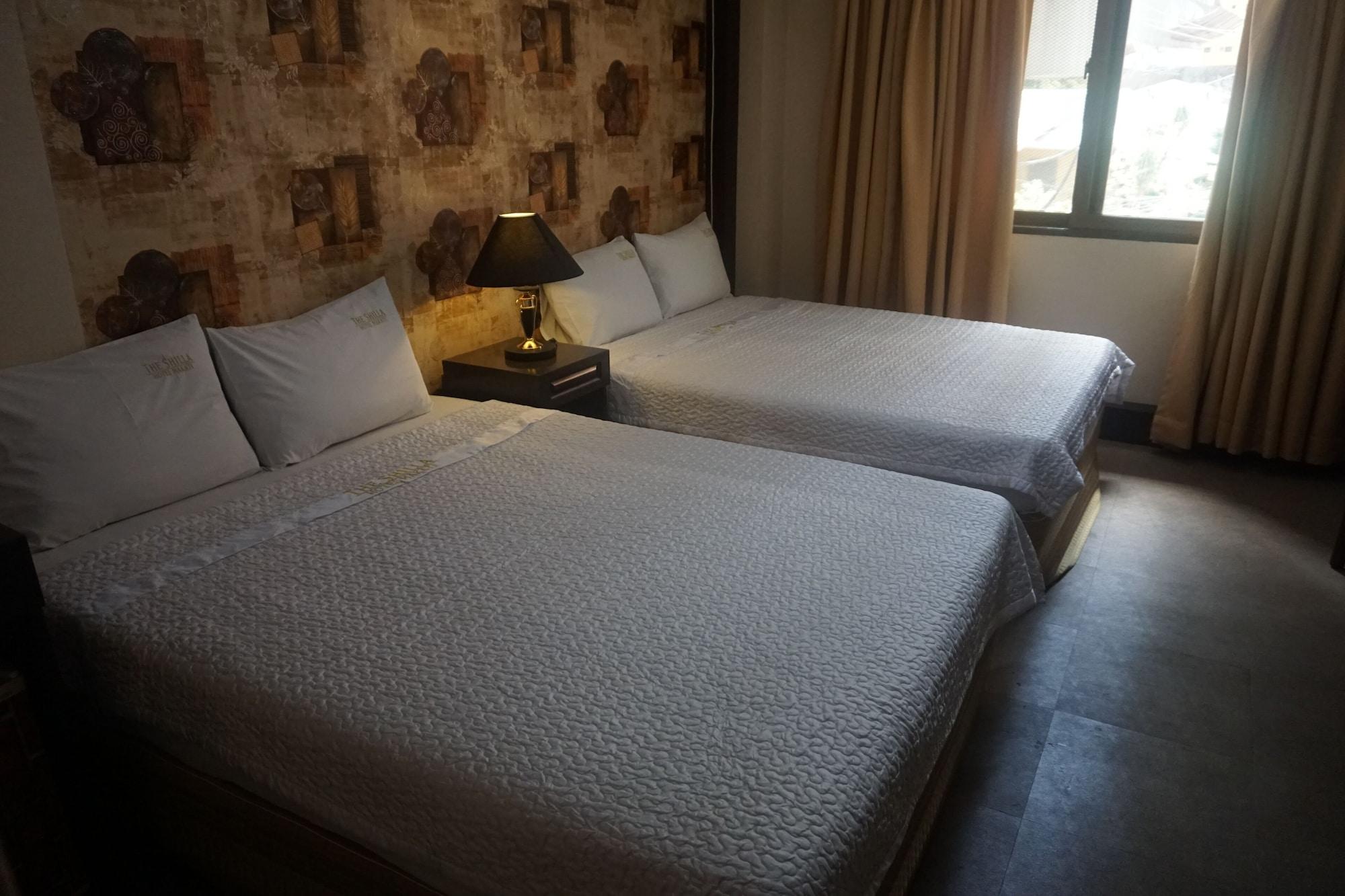 The Shila Philla Hotel Makati City Екстер'єр фото